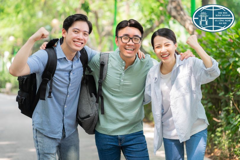 Thông báo Tuyển sinh Tiến sĩ năm 2025 1 Thông báo Tuyển sinh Tiến sĩ năm 2025 1