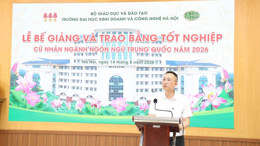 LỄ BẾ GIẢNG VÀ TRAO BẰNG TỐT NGHIỆP NGÀNH NGÔN NGỮ TRUNG NĂM 2026 - HỆ VỪA LÀM VỪA HỌC 6 LỄ BẾ GIẢNG VÀ TRAO BẰNG TỐT NGHIỆP NGÀNH NGÔN NGỮ TRUNG NĂM 2026 - HỆ VỪA LÀM VỪA HỌC 6